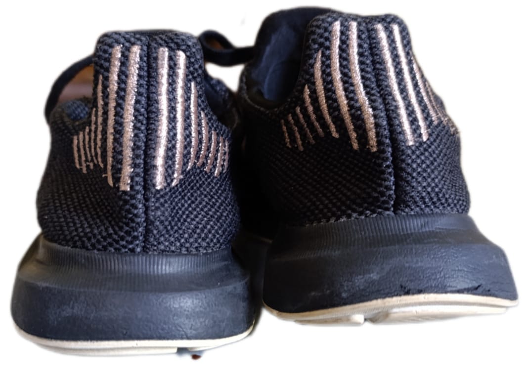 Adidas - Swift Run 1.0 (EUR38) (Excellent)