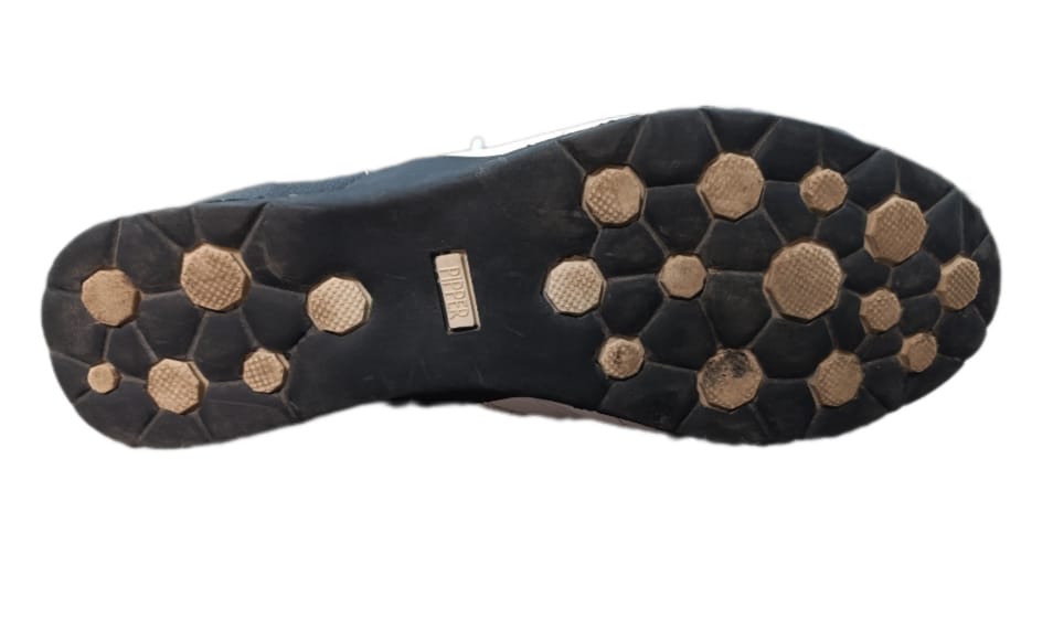 PRADA - Vintage Montecarlo Leather Sneaker (EUR 45) (Premium)