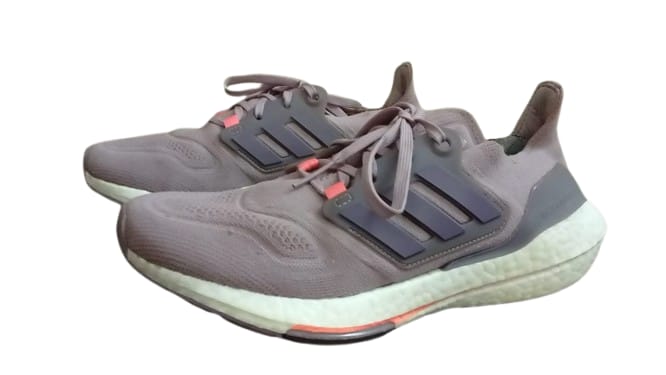 Adidas - UltraBoost 22 (EUR 40) (Very Good)