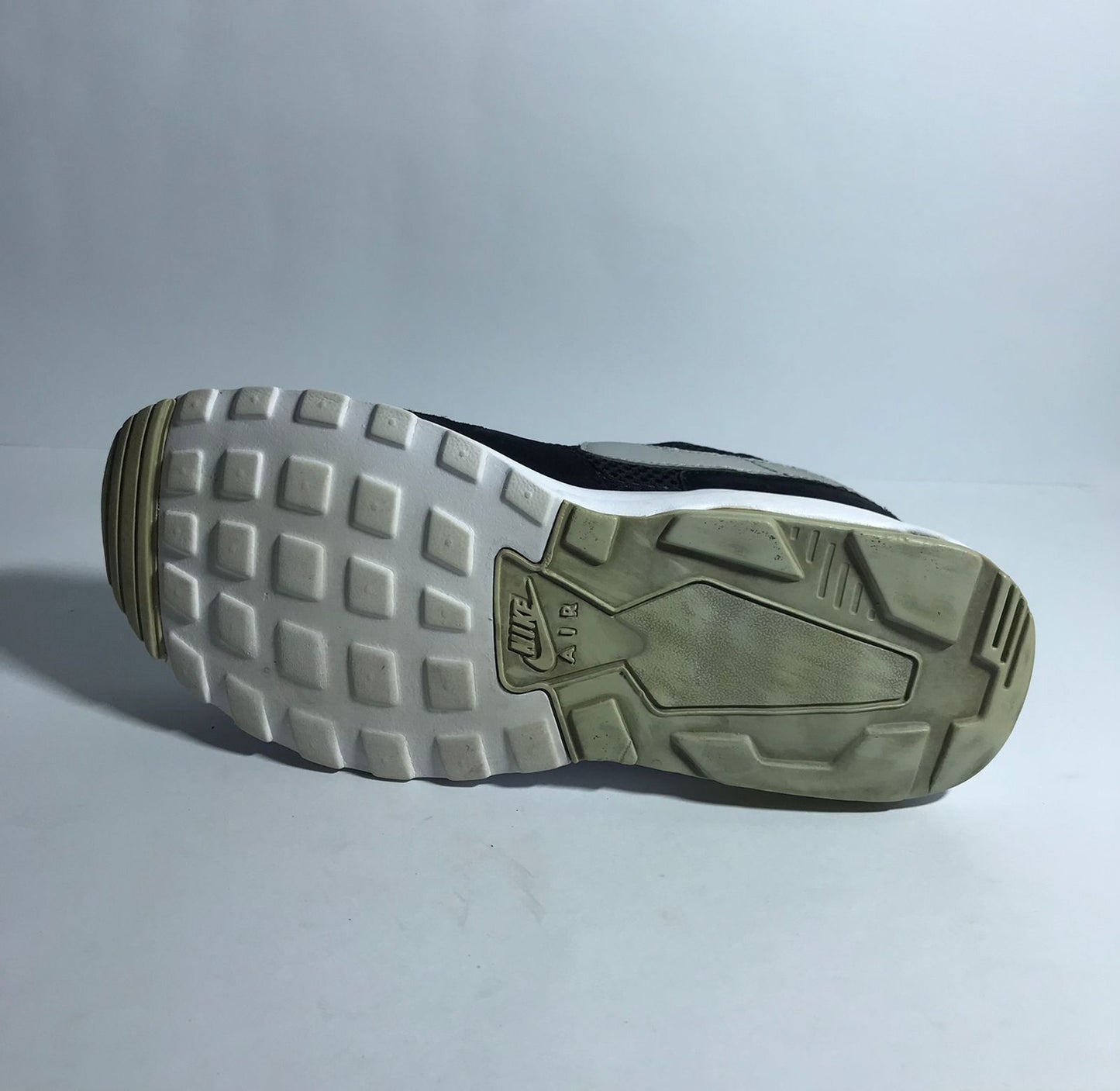Nike - Air Max Muse (EUR 39) (Very Good)