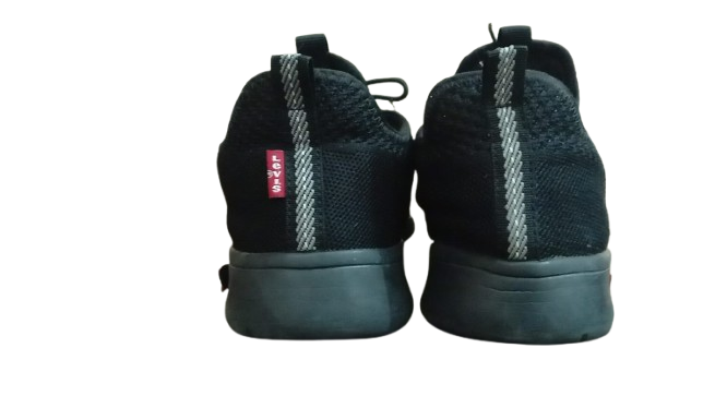 Levi's - Sneaker (EUR42) (Excellent)