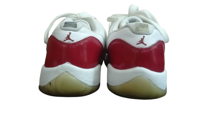 Nike - Air Jordan 11 Retro Low (EUR39) (Very Good)