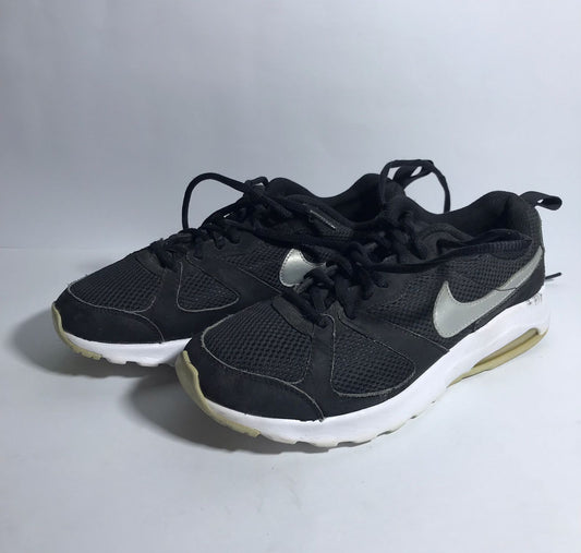 Nike - Air Max Muse (EUR 39) (Very Good)
